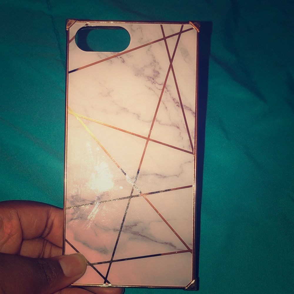 Claire’s IPhone 6 plus/7 plus/8plus case